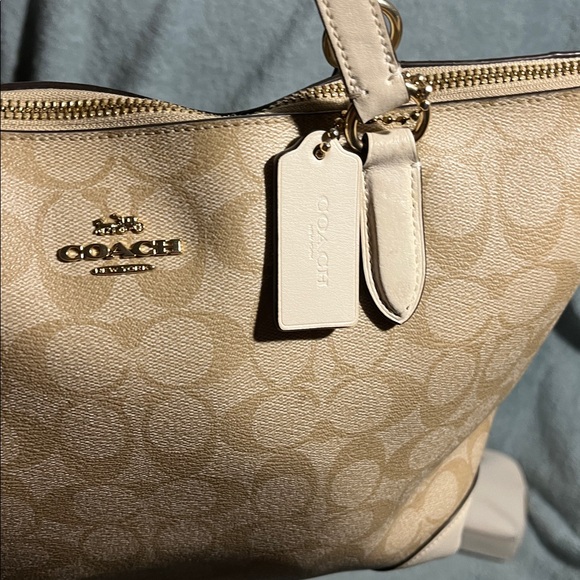 Coach Signature Tote w/Matching Pouch - Picture 8 of 17